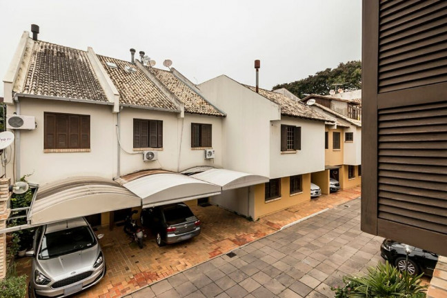 Imagem Casa de Condomínio com 3 Quartos à Venda, 120 m² em Cavalhada - Porto Alegre