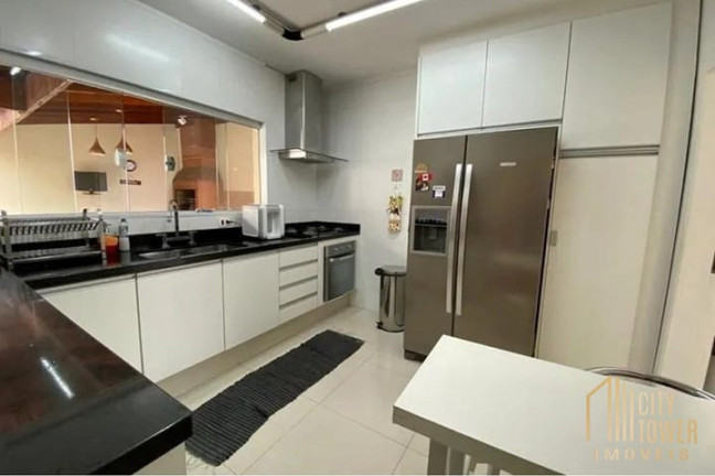 Imagem Casa com 5 Quartos à Venda, 229 m² em Planalto Paulista - São Paulo Imagem Casa com 5 Quartos à Venda, 229 m² em Planalto Paulista - São Paulo