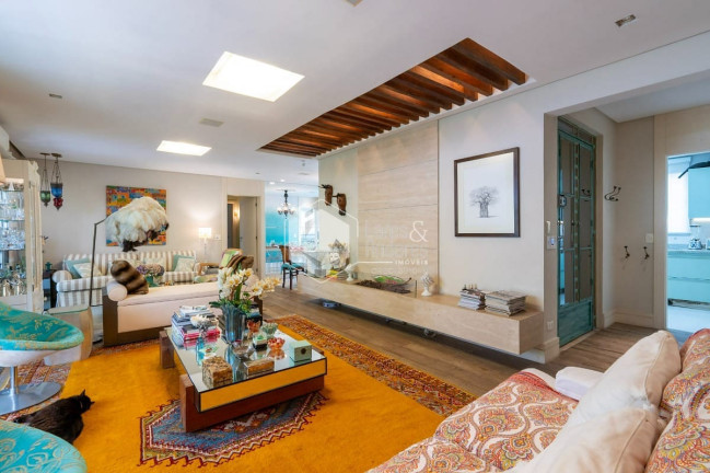 Imagem Apartamento com 3 Quartos à Venda, 250 m² em Vila Suzana - São Paulo