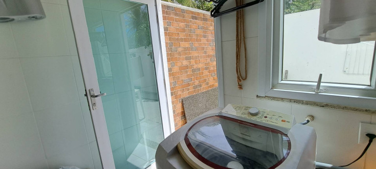 Imagem Casa com 4 Quartos à Venda, 183 m² em Buraquinho - Lauro De Freitas