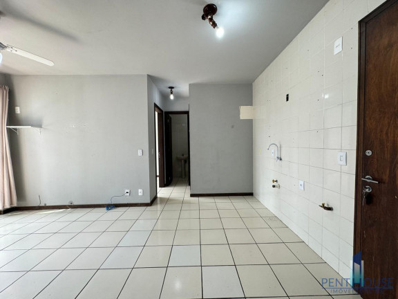 Imagem Apartamento com 2 Quartos à Venda, 70 m² em Centro - Balneário Camboriú