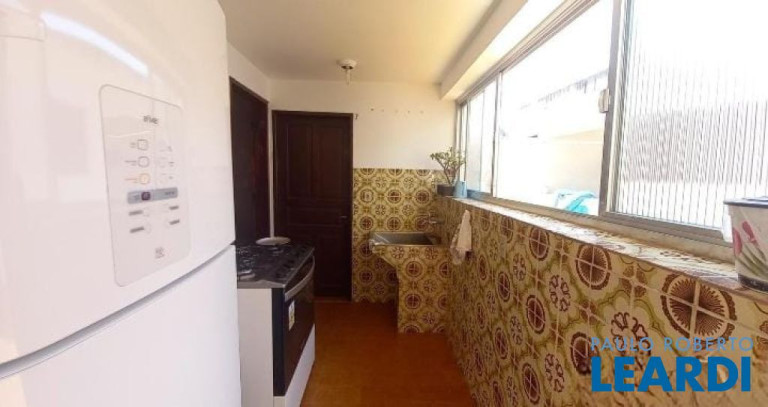 Imagem Casa com 2 Quartos à Venda, 160 m² em Vila Eldízia - Santo André Imagem Casa com 2 Quartos à Venda, 160 m² em Vila Eldízia - Santo André
