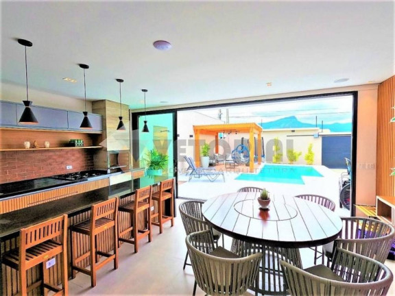 Imagem Casa com 3 Quartos à Venda, 235 m² em Pontal De Santa Marina - Caraguatatuba Imagem Casa com 3 Quartos à Venda, 235 m² em Pontal De Santa Marina - Caraguatatuba
