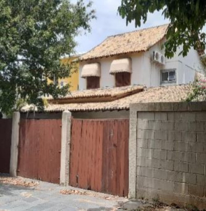 Casa com 4 Quartos à Venda, 330 m² em Guaratiba - Rio De Janeiro