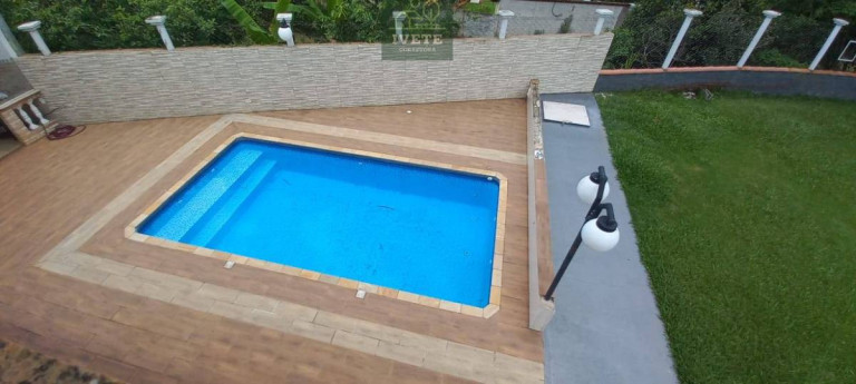 Imagem Casa com 4 Quartos à Venda, 500 m² Imagem Casa com 4 Quartos à Venda, 500 m²