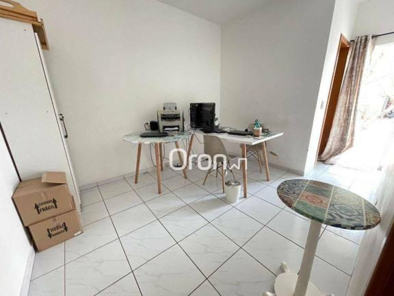 Imagem Casa com 3 Quartos à Venda, 140 m² em Setor Santos Dumont - Goiânia Imagem Casa com 3 Quartos à Venda, 140 m² em Setor Santos Dumont - Goiânia