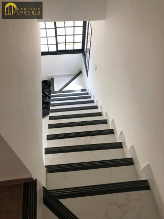 Imagem Casa com 3 Quartos à Venda, em Centro - Sarzedo Imagem Casa com 3 Quartos à Venda, em Centro - Sarzedo