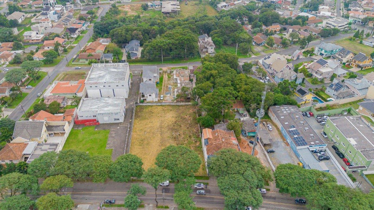 Imagem Terreno à Venda, 2.009 m² em Santa Felicidade - Curitiba Imagem Terreno à Venda, 2.009 m² em Santa Felicidade - Curitiba