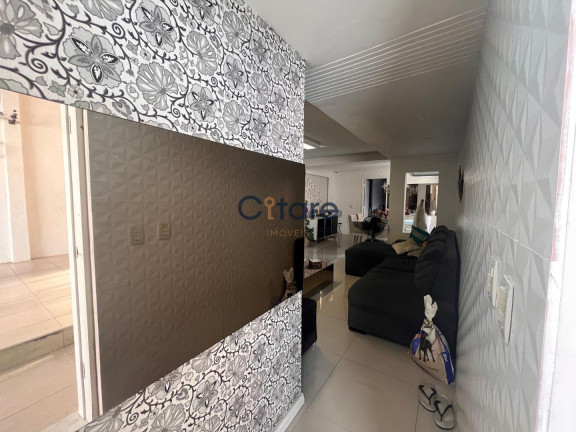 Imagem Casa com 3 Quartos à Venda, 280 m² em Sapiranga - Fortaleza