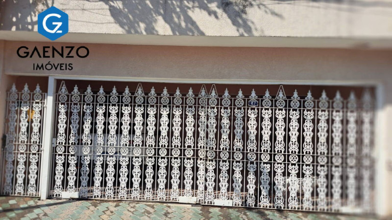 Sobrado com 5 Quartos à Venda, 254 m² em Metalúrgicos - Osasco