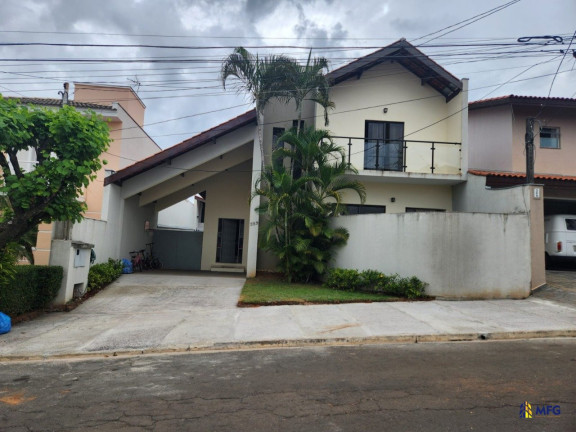Imagem Casa de Condomínio com 3 Quartos à Venda, 300 m² em Iporanga - Sorocaba