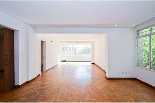 Imagem Apartamento com 3 Quartos à Venda, 188 m² em Cerqueira César - São Paulo