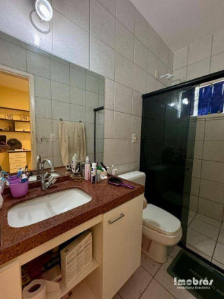 Imagem Casa com 5 Quartos à Venda, 186 m² em Edson Queiroz - Fortaleza Imagem Casa com 5 Quartos à Venda, 186 m² em Edson Queiroz - Fortaleza