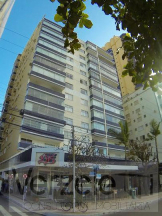 Imagem Apartamento com 4 Quartos para Temporada, 180 m² em Centro - Balneário Camboriú Imagem Apartamento com 4 Quartos para Temporada, 180 m² em Centro - Balneário Camboriú