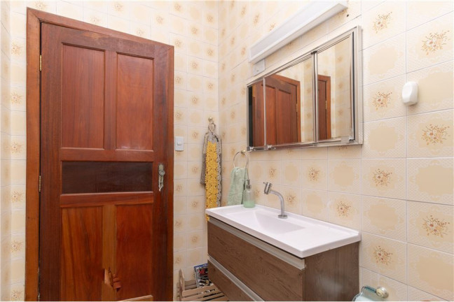 Imagem Casa com 4 Quartos à Venda,  em Vila Moreira - São Paulo
