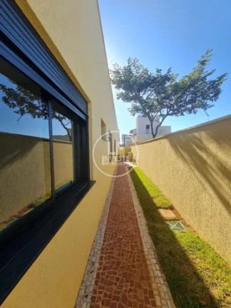 Imagem Casa com 3 Quartos à Venda, 406 m² em Residencial Goiânia Golfe Clube - Goiânia