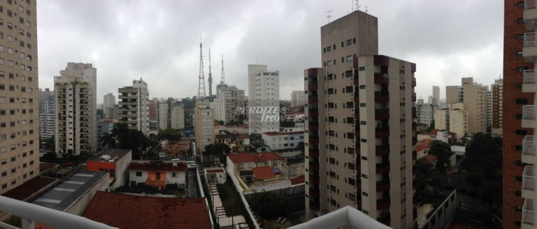 Apartamento com 2 Quartos à Venda, 65 m² em Sumaré - São Paulo