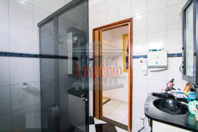 Imagem Casa com 2 Quartos à Venda, 224 m² em Parque Novo Oratório - Santo André