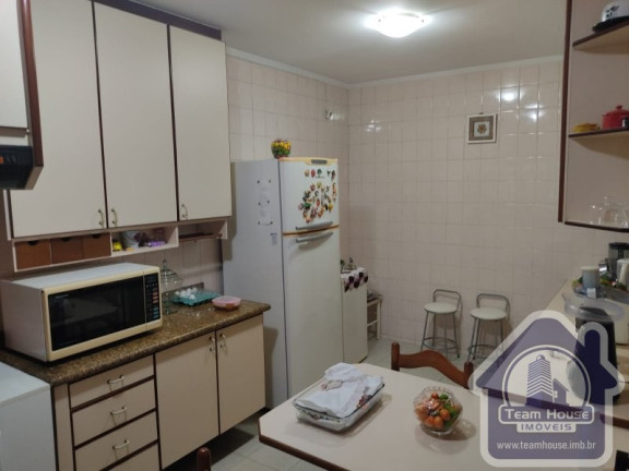 Imagem Sobrado com 3 Quartos à Venda, 244 m² em Vila Lavínia - Mogi Das Cruzes