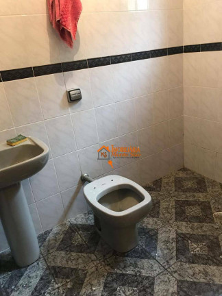 Imagem Sobrado com 3 Quartos à Venda, 254 m² em Jardim Santa Cecília - Guarulhos Imagem Sobrado com 3 Quartos à Venda, 254 m² em Jardim Santa Cecília - Guarulhos