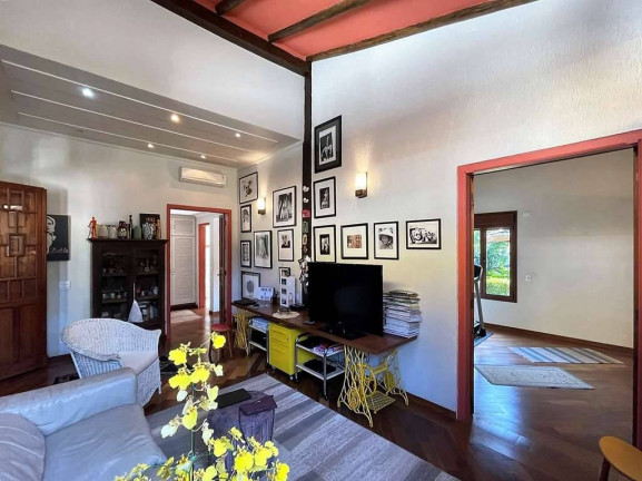Imagem Casa com 4 Quartos à Venda, 468 m² em Jardim Mediterrâneo - Cotia Imagem Casa com 4 Quartos à Venda, 468 m² em Jardim Mediterrâneo - Cotia