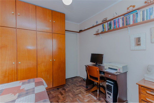 Imagem Imóvel com 3 Quartos à Venda, em Higienópolis - Porto Alegre Imagem Imóvel com 3 Quartos à Venda, em Higienópolis - Porto Alegre