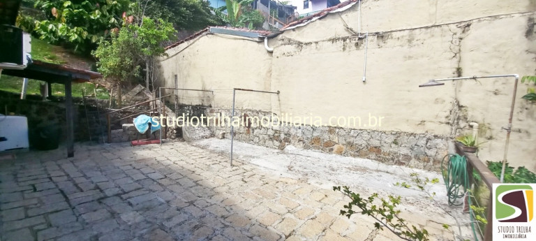 Imagem Casa com 2 Quartos à Venda, em Piúva - Ilhabela Imagem Casa com 2 Quartos à Venda, em Piúva - Ilhabela