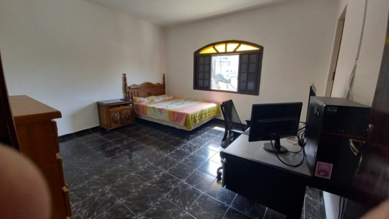 Imagem Casa com 3 Quartos à Venda, 200 m² em Jardim Saporito - Taboão Da Serra Imagem Casa com 3 Quartos à Venda, 200 m² em Jardim Saporito - Taboão Da Serra