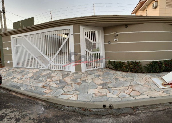 Casa à Venda, 175 m² em Ribeirânia - Ribeirão Preto