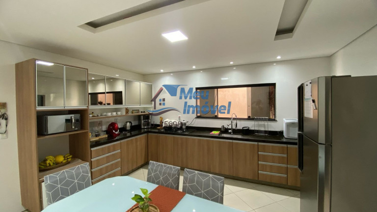 Imagem Casa com 3 Quartos à Venda, 400 m² em Taguatinga Norte (taguatinga) - Brasília Imagem Casa com 3 Quartos à Venda, 400 m² em Taguatinga Norte (taguatinga) - Brasília