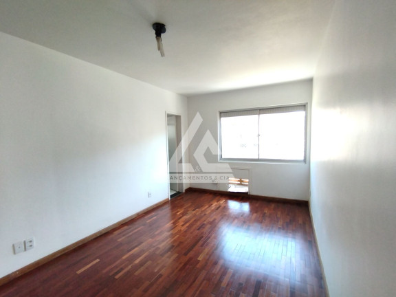 Imagem Apartamento com 4 Quartos à Venda, 180 m² em Tijuca - Rio De Janeiro Imagem Apartamento com 4 Quartos à Venda, 180 m² em Tijuca - Rio De Janeiro