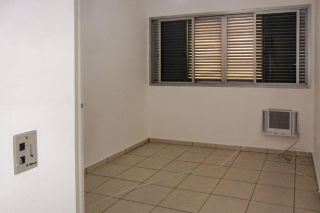 Imagem Apartamento com 3 Quartos à Venda, 129 m² em Pitangueiras - Guarujá Imagem Apartamento com 3 Quartos à Venda, 129 m² em Pitangueiras - Guarujá