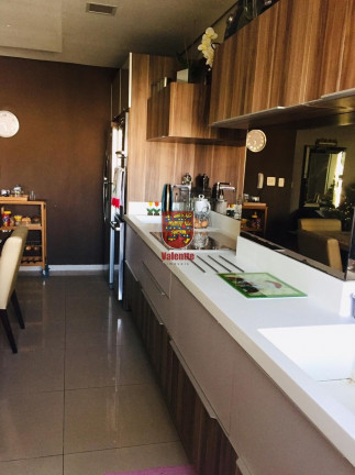Imagem Apartamento com 3 Quartos à Venda,  em Estreito - Florianópolis