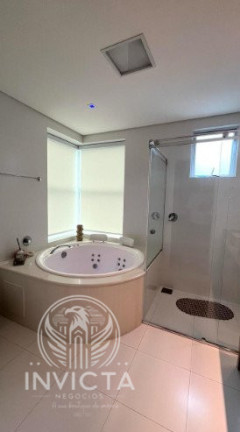 Imagem Apartamento com 4 Quartos à Venda, 180 m² em Centro - Balneário Camboriú Imagem Apartamento com 4 Quartos à Venda, 180 m² em Centro - Balneário Camboriú