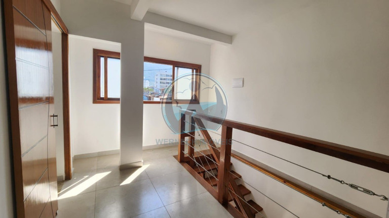 Imagem Sobrado com 6 Quartos à Venda, 300 m² em Perequê Açu - Ubatuba