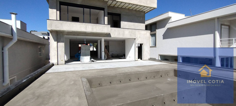 Imagem Casa de Condomínio com 3 Quartos à Venda, 750 m² em Jardim Do Golf I - Jandira