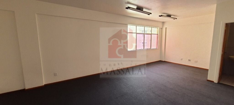 Imagem Sala Comercial à Venda, 37 m² em Petrópolis - Porto Alegre Imagem Sala Comercial à Venda, 37 m² em Petrópolis - Porto Alegre