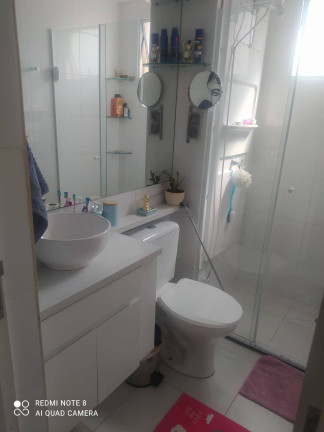 Imagem Apartamento com 2 Quartos à Venda,  em Jardim Guilhermino - Guarulhos