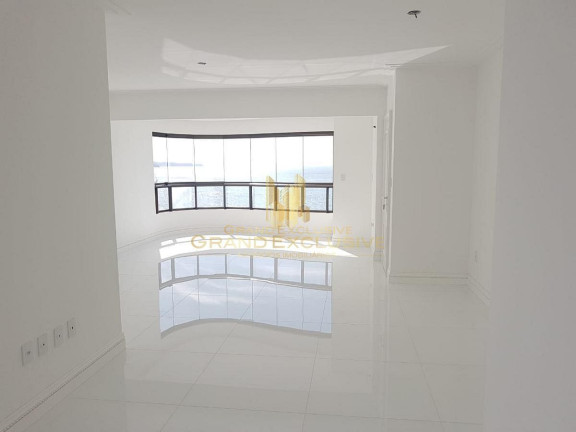 Imagem Apartamento com 3 Quartos à Venda, 110 m² em Centro - Balneário Camboriú Imagem Apartamento com 3 Quartos à Venda, 110 m² em Centro - Balneário Camboriú