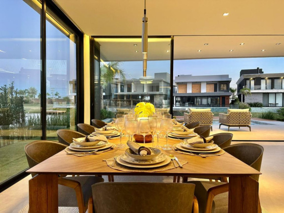 Imagem Casa com 5 Quartos à Venda, 450 m² em Centro - Capao Da Canoa