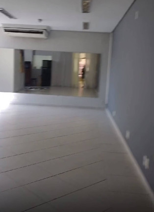 Imagem Imóvel à Venda, 2.500.000 m² em São Paulo - Jundiaí Imagem Imóvel à Venda, 2.500.000 m² em São Paulo - Jundiaí