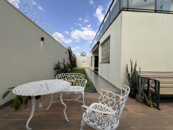 Imagem Casa com 4 Quartos à Venda, 255 m² em Residencial Gramado - Patos De Minas Imagem Casa com 4 Quartos à Venda, 255 m² em Residencial Gramado - Patos De Minas