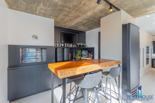 Imagem Casa com 3 Quartos à Venda, 431 m² em Santa Regina - Camboriú