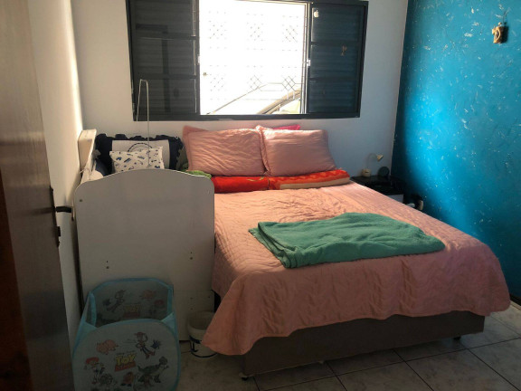 Imagem Casa com 3 Quartos à Venda, 190 m² em Jardim Dos Estados - Londrina