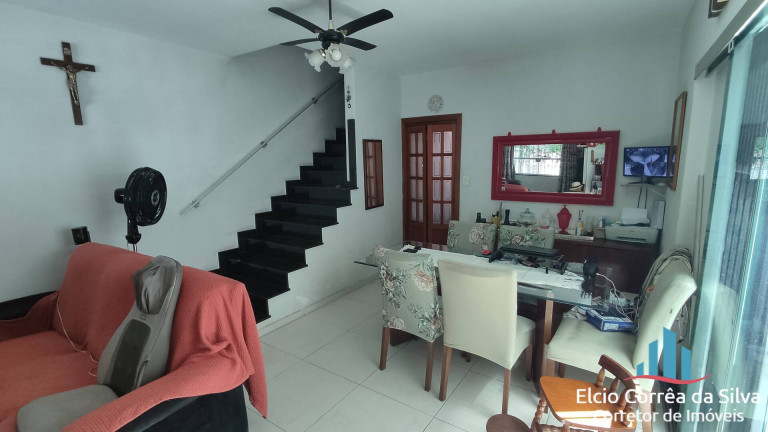 Imagem Casa com 4 Quartos à Venda, 180 m² em Boqueirão - Santos