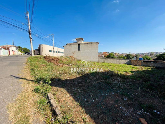 Imagem Terreno à Venda, 392 m² em São Sebastião - Igarapé Imagem Terreno à Venda, 392 m² em São Sebastião - Igarapé