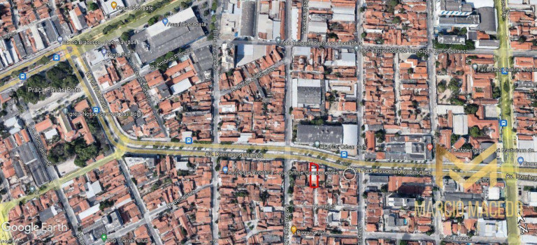 Imagem Casa com 10 Quartos à Venda, 240 m² em Benfica - Fortaleza