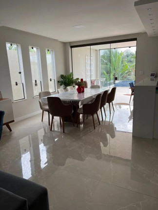 Imagem Casa com 5 Quartos à Venda ou Locação, 450 m² em Estrada Do Coco - Lauro De Freitas Imagem Casa com 5 Quartos à Venda ou Locação, 450 m² em Estrada Do Coco - Lauro De Freitas