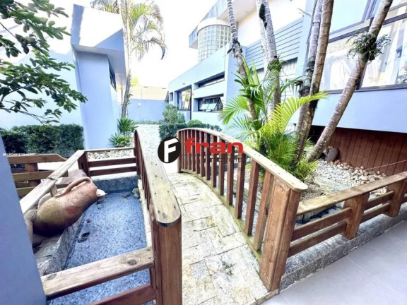 Imagem Casa com 5 Quartos à Venda, 504 m² em Joao Paulo - Florianópolis Imagem Casa com 5 Quartos à Venda, 504 m² em Joao Paulo - Florianópolis