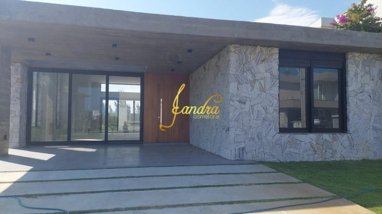 Imagem Casa de Condomínio com 4 Quartos à Venda, 240 m² em Remanso - Xangri-la